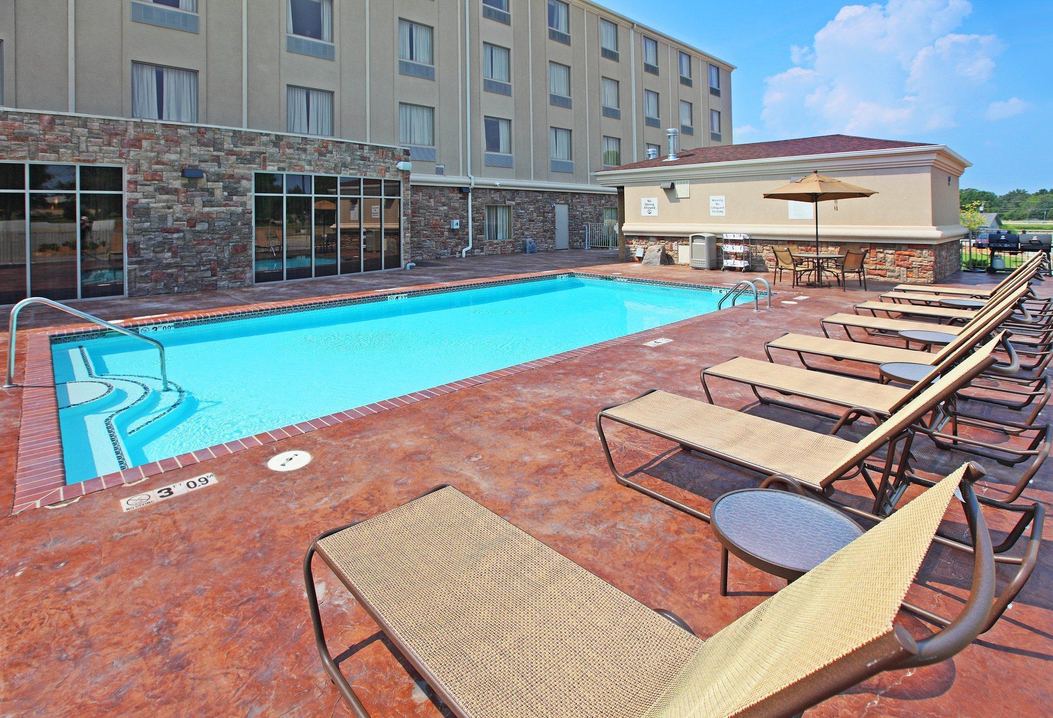 Holiday Inn Express & Suites Searcy By Ihg Buitenkant foto